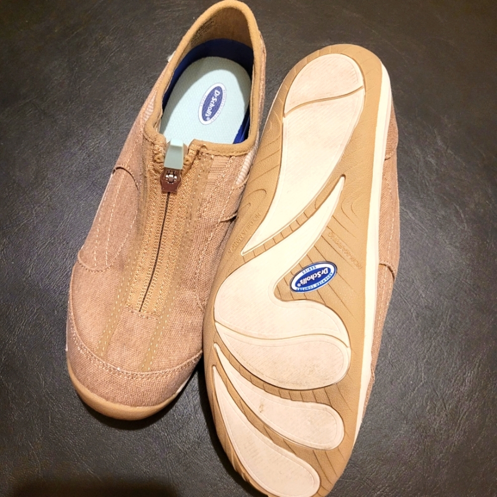 SHOES DR SHOLLs